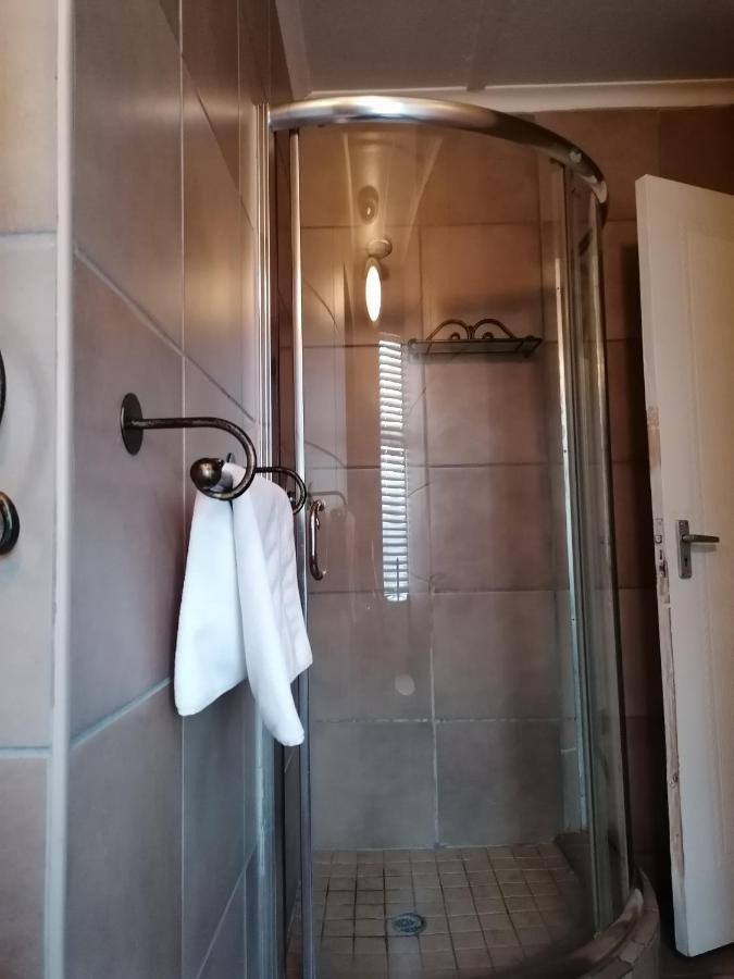 De Akker Guest House Блумфонтейн Екстер'єр фото